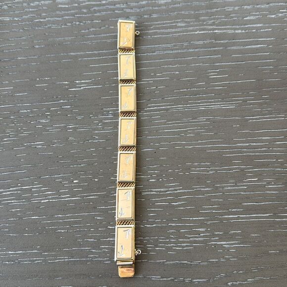 Vintage Fashion Bracelet 2 Tone Gold/Silver Mesh Base Diamond Cut Details GUC - Picture 3 of 12